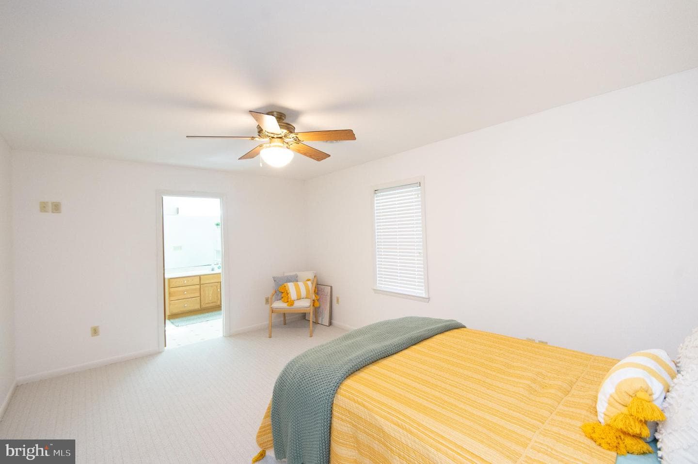 110 Middle Street photo 39