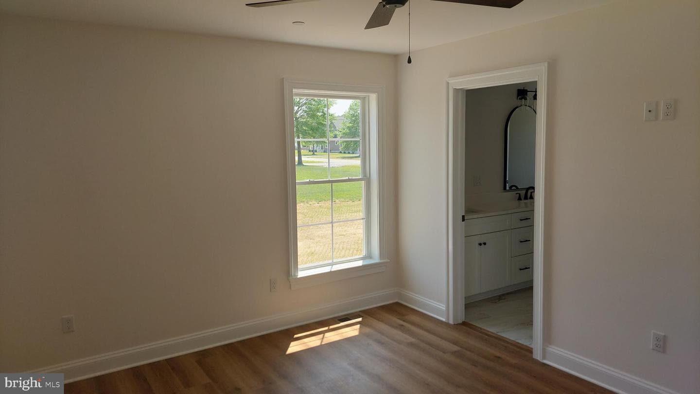 6238 Solomons Circle photo 11