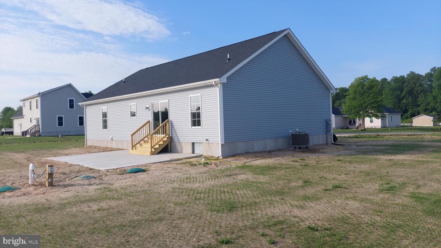 6238 Solomons Circle photo 3