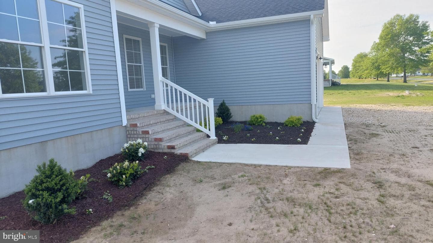 6238 Solomons Circle photo 4