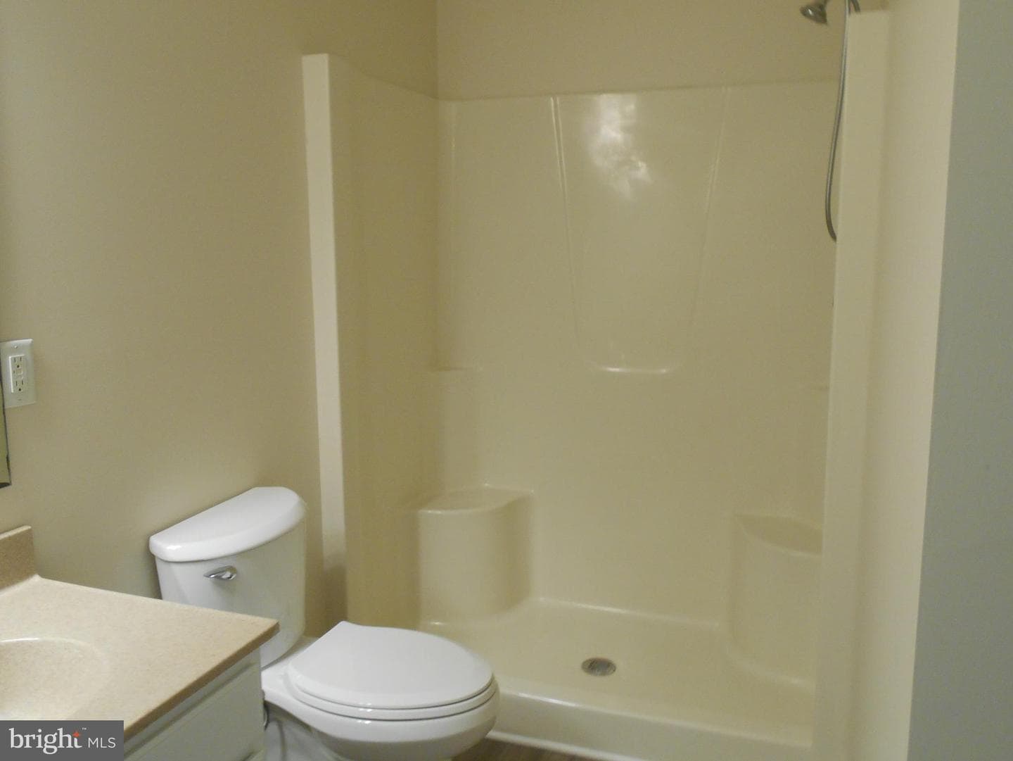6271 Solomons Circle photo 15