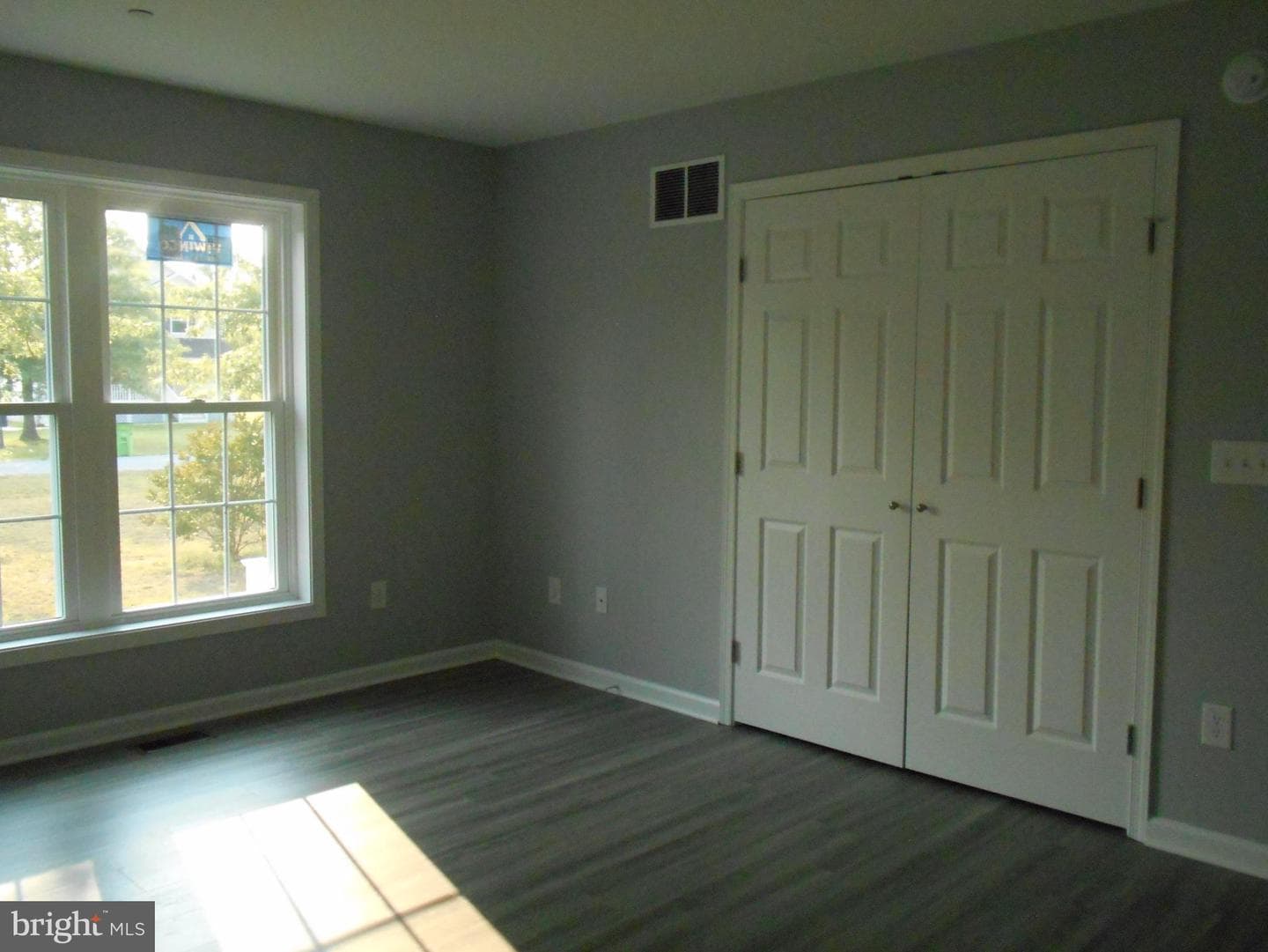 6271 Solomons Circle photo 17