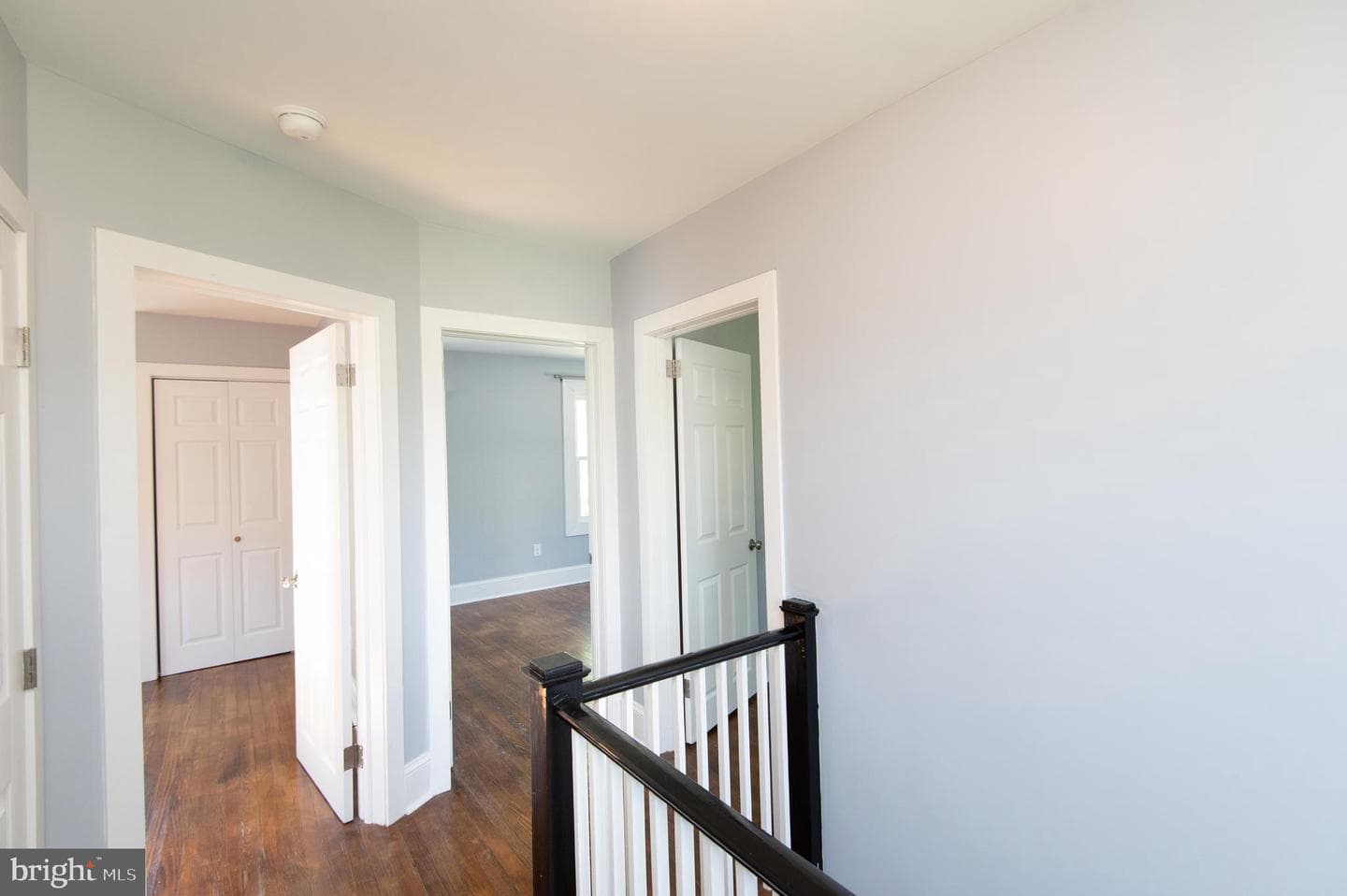 417 Bayly Avenue photo 18