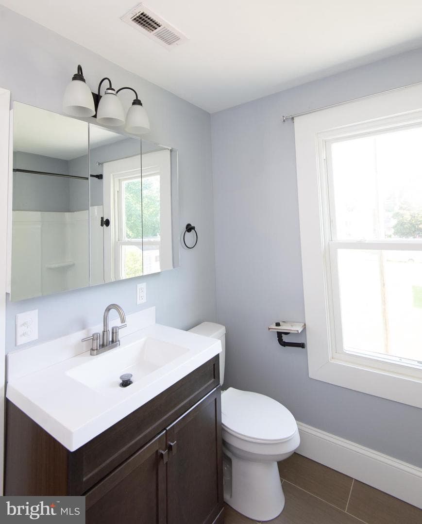 417 Bayly Avenue photo 21