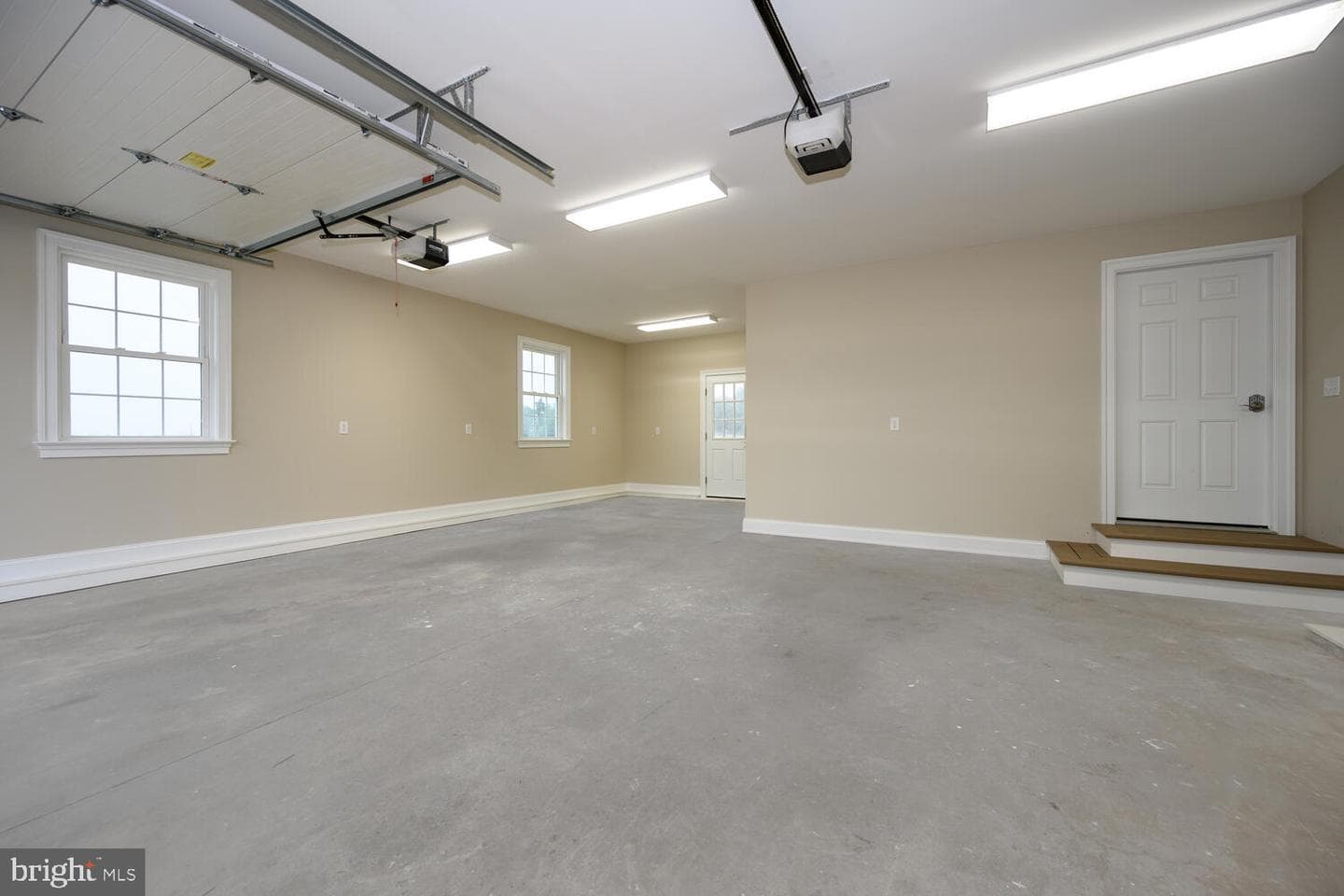405 Collins Avenue photo 36