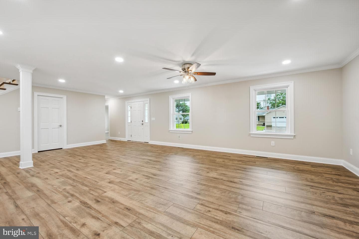 405 Collins Avenue photo 5