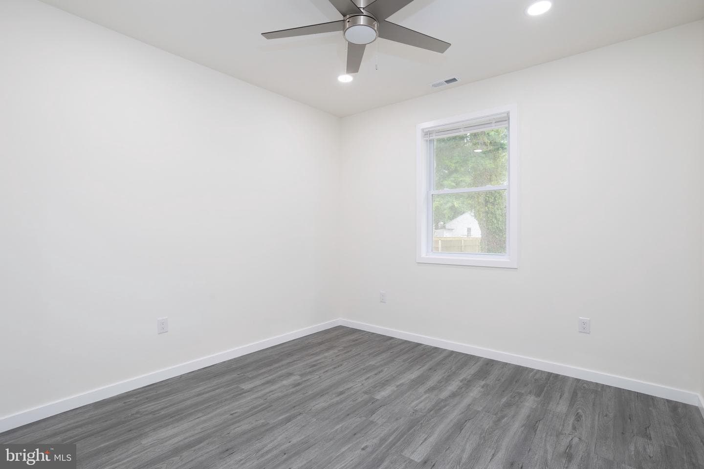 1207 Race Street photo 9