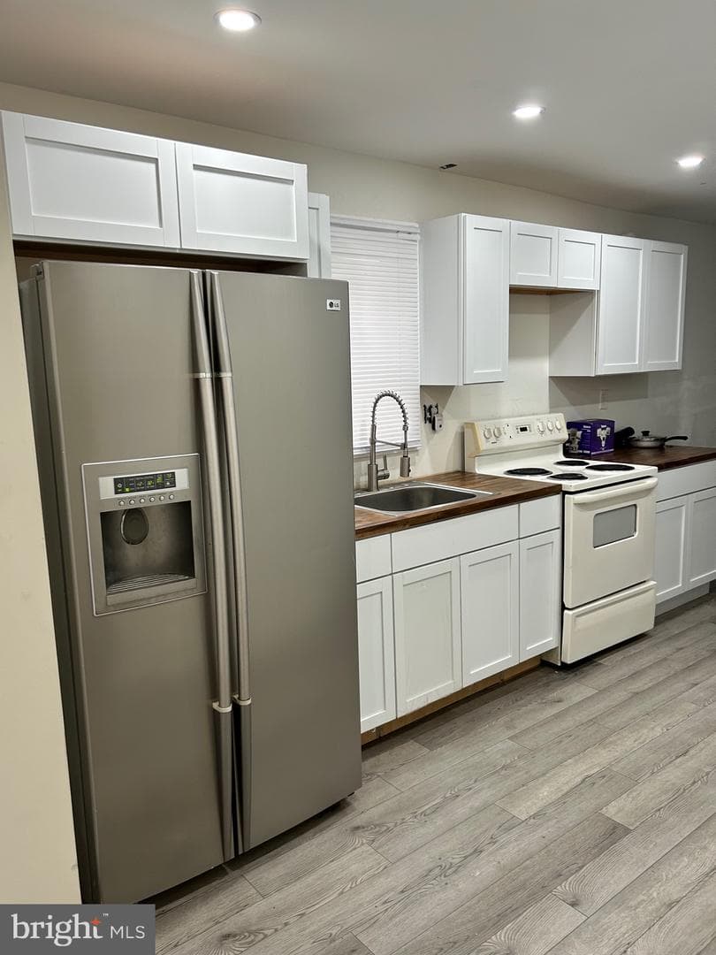 818 Washington Street photo 4
