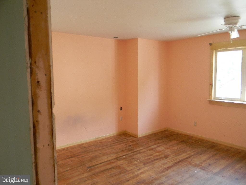 414 Willis Street photo 10