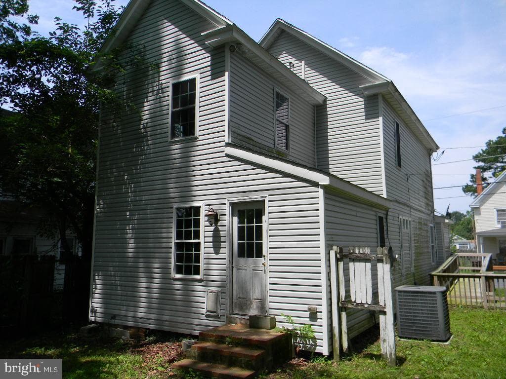 414 Willis Street photo 4