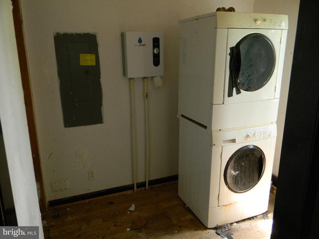 414 Willis Street photo 8