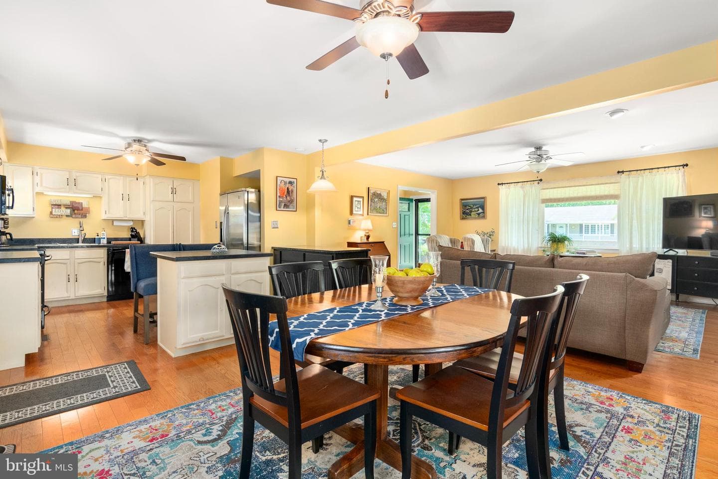 109 Holly Terrace photo 12