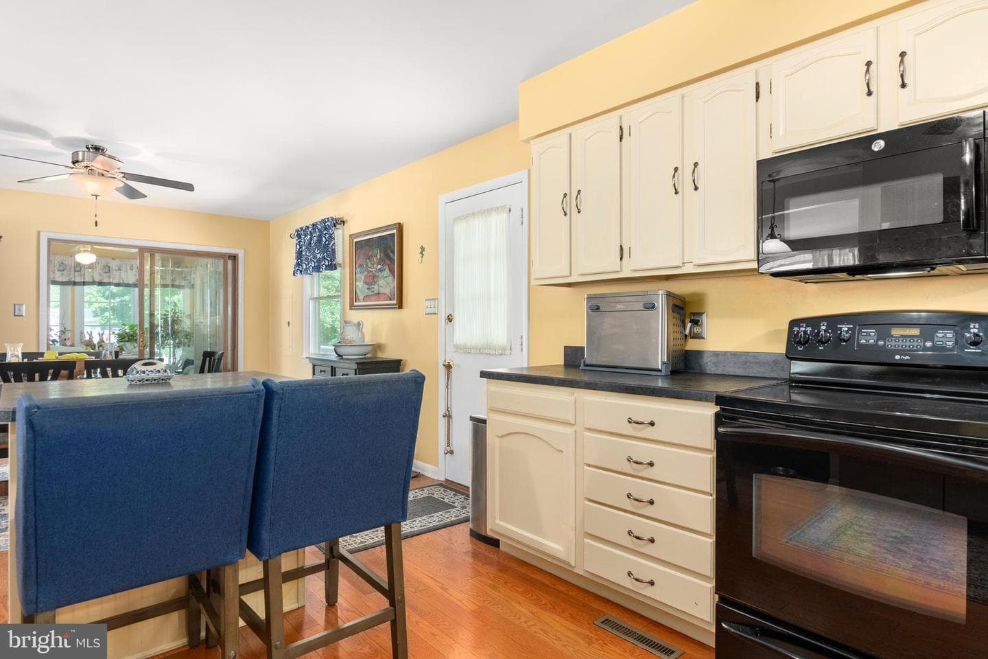 109 Holly Terrace photo 17