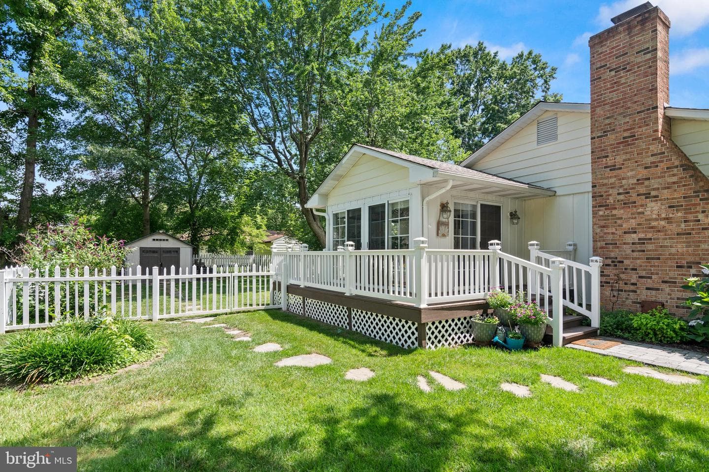 109 Holly Terrace photo 26