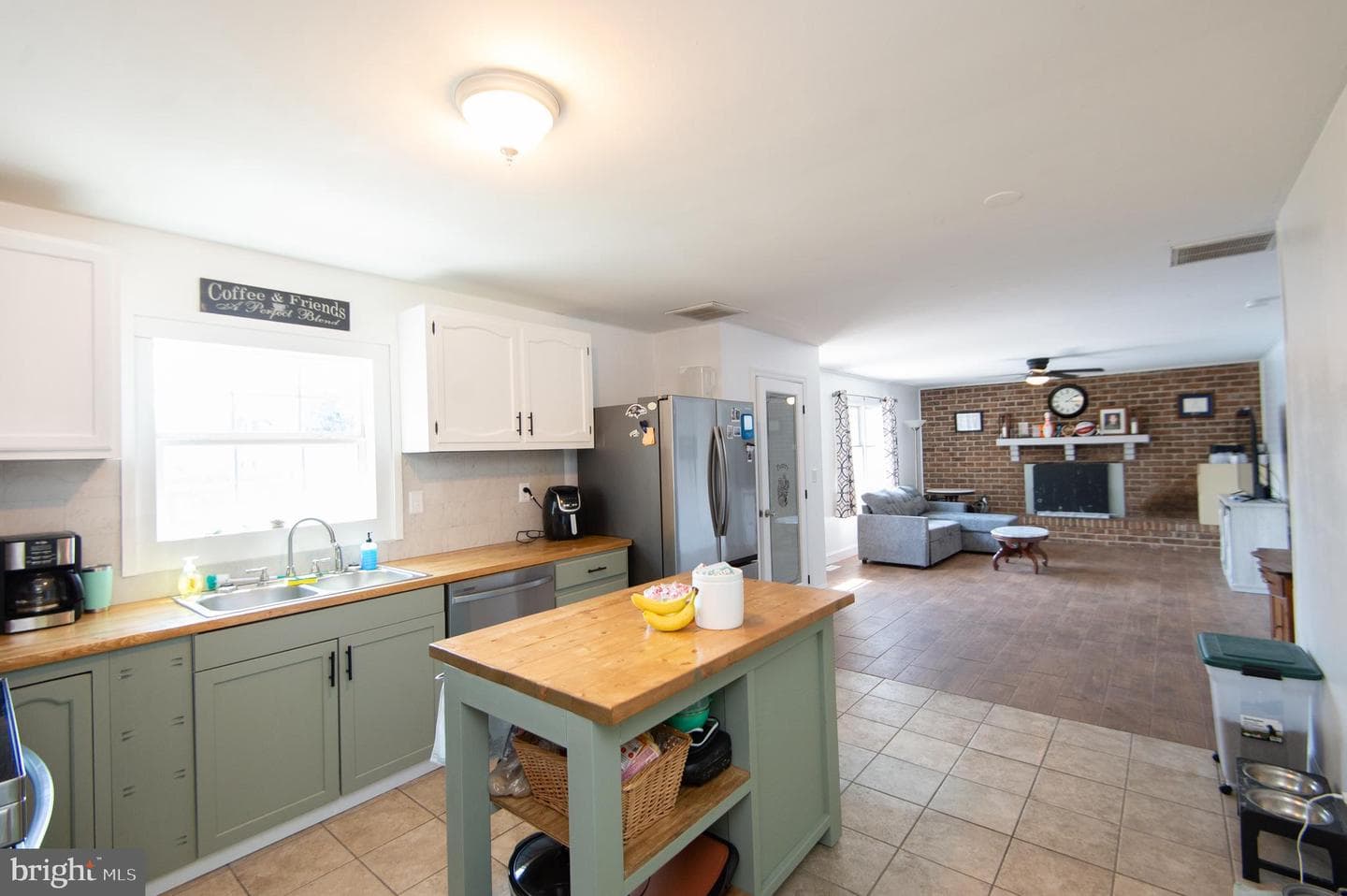 3 Merryweather Drive photo 8