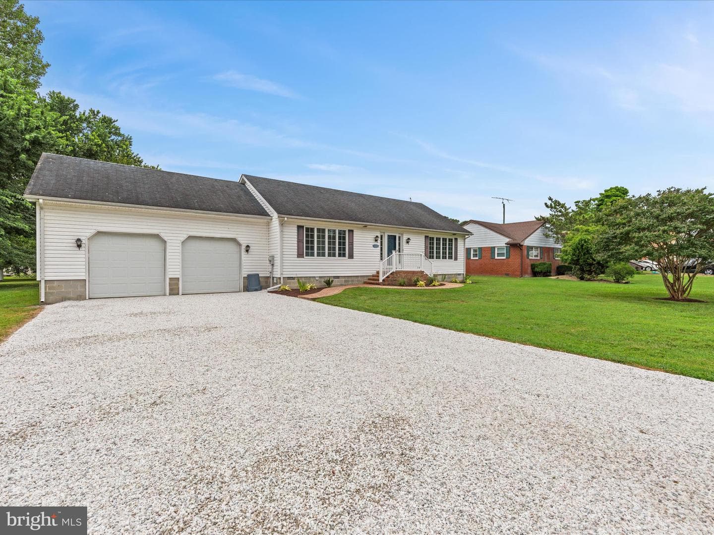 206 Bayview Avenue photo 3