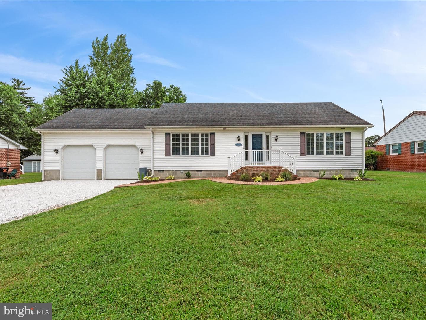 206 Bayview Avenue photo 4