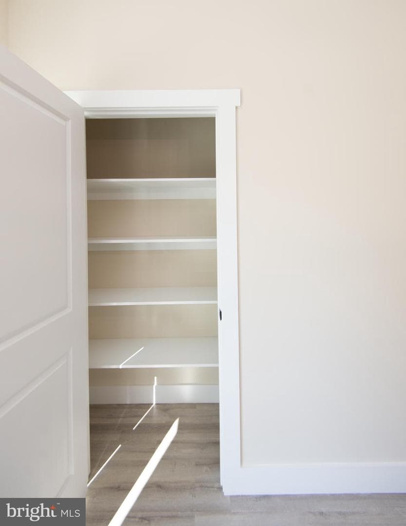 103 Linden Avenue photo 12