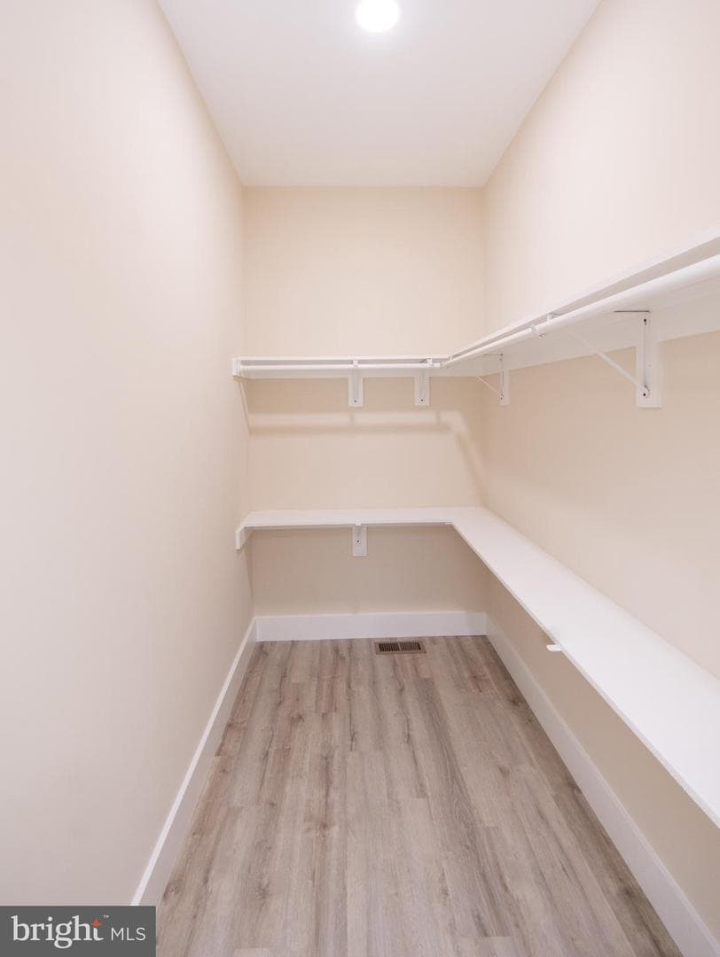 103 Linden Avenue photo 30