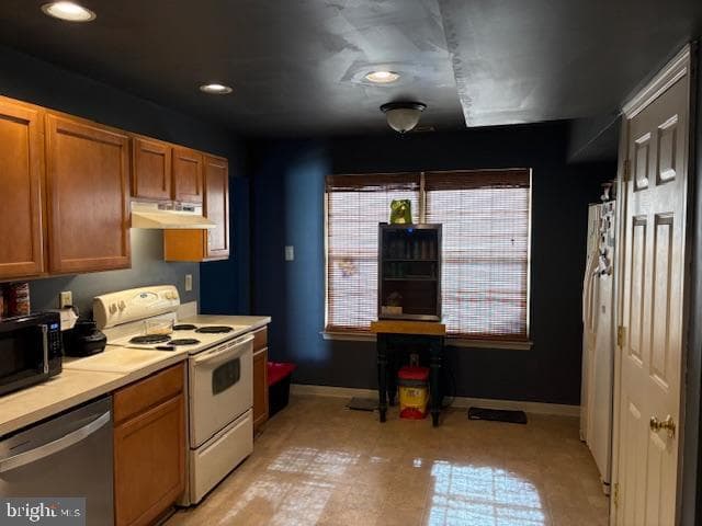101 Martin Drive photo 6