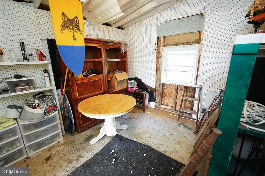 513 Linden Lane photo 32