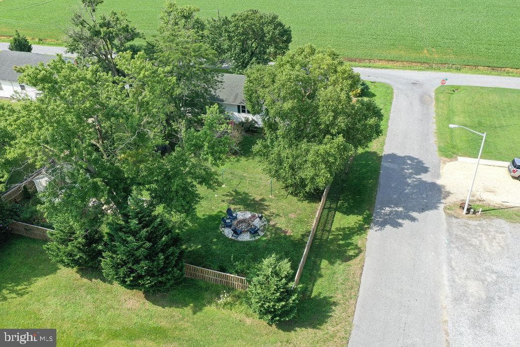 513 Linden Lane photo 37