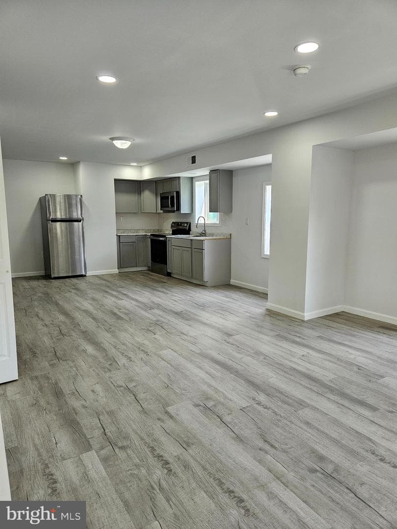 631 High Street photo 3