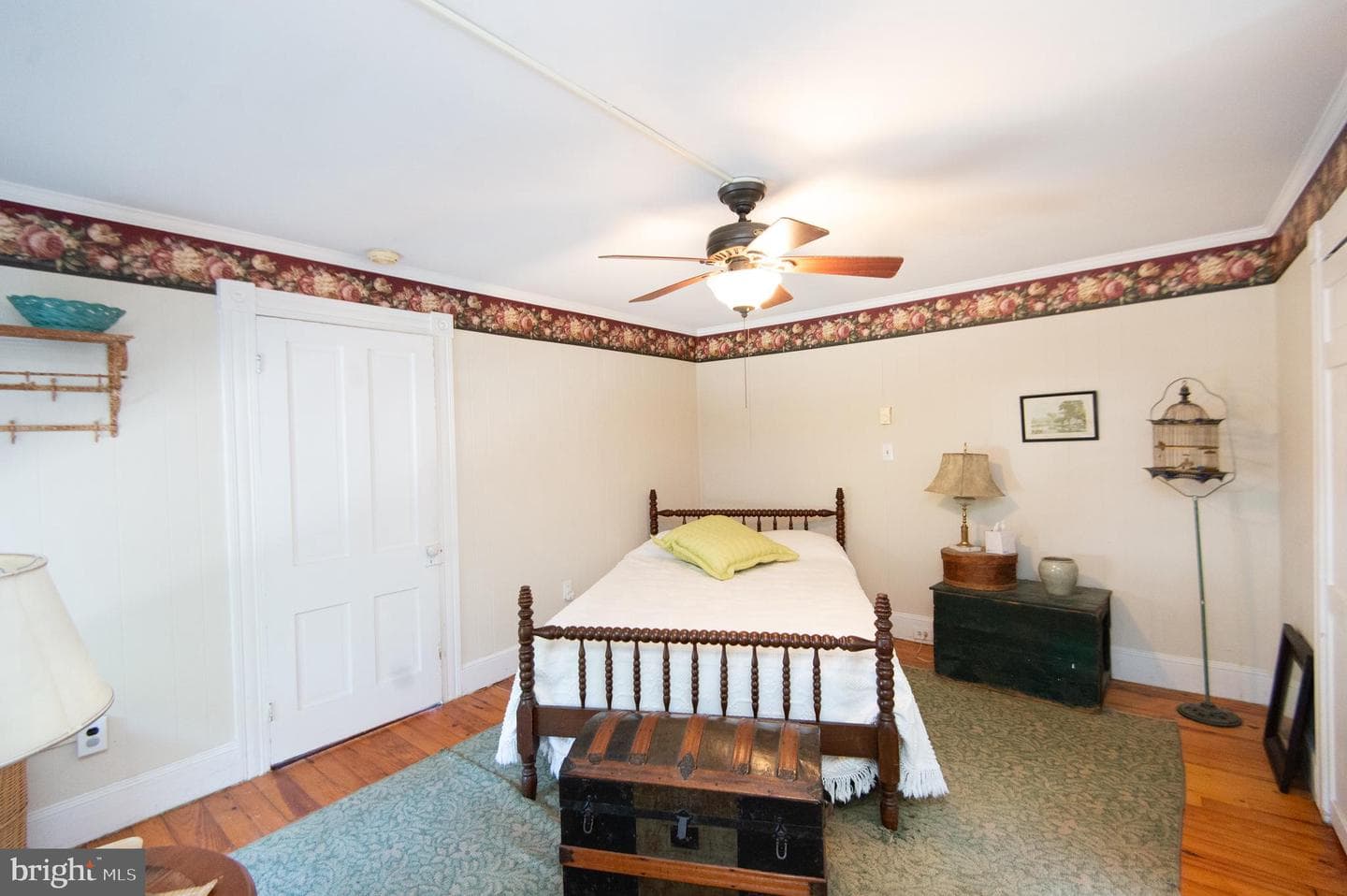122 Vue De Leau St photo 15