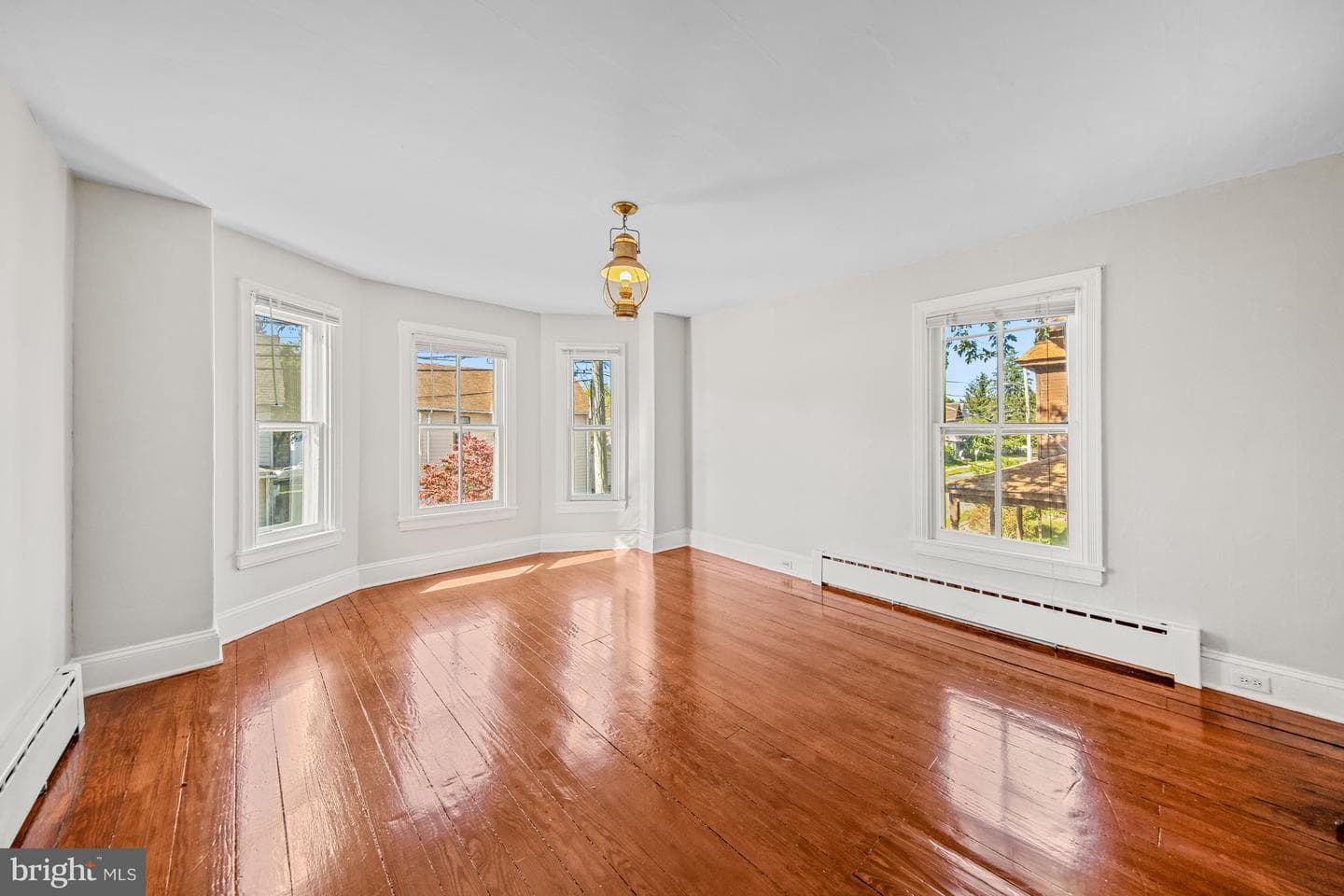 817 Locust Street photo 17