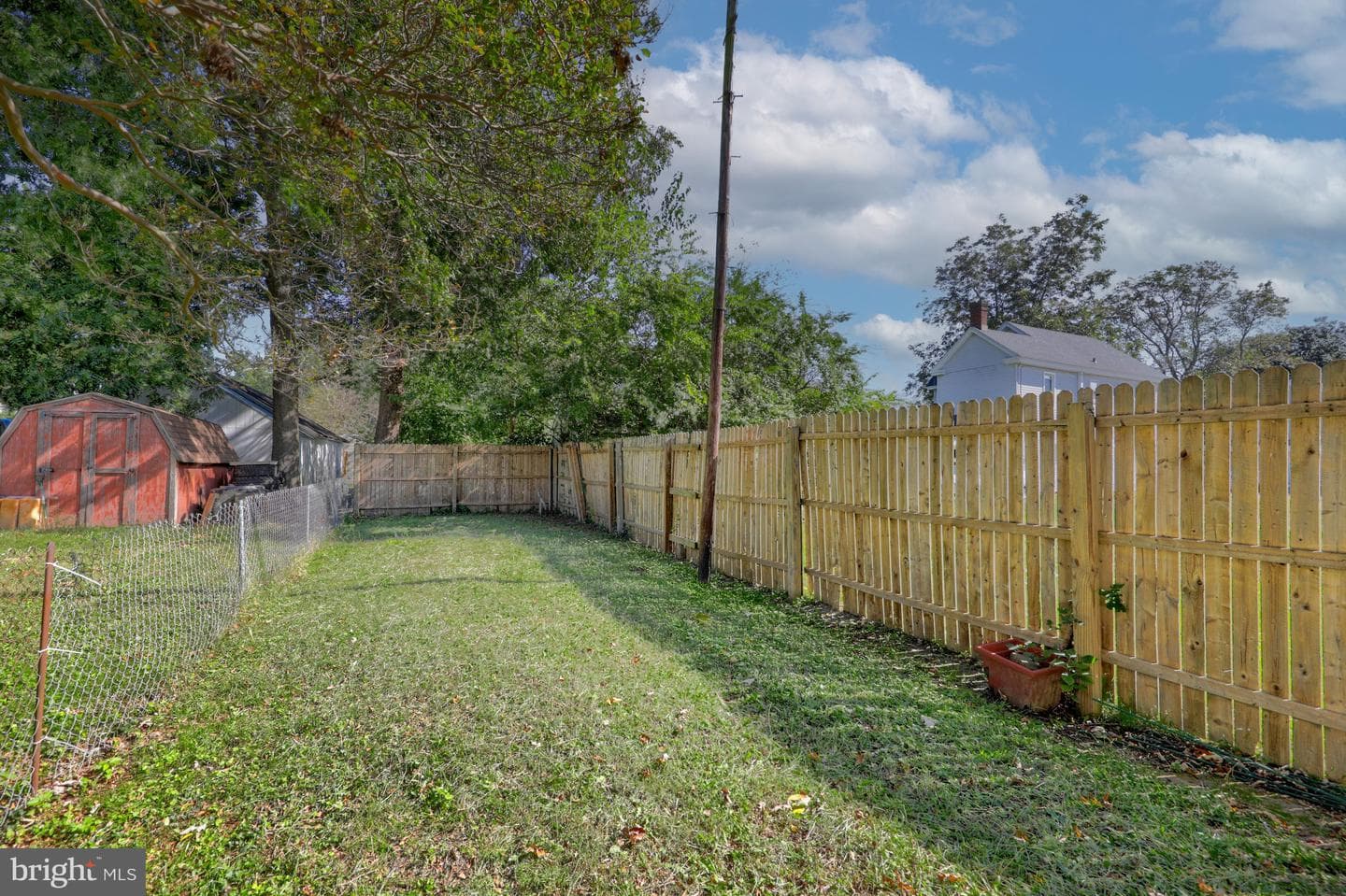 817 Locust Street photo 26