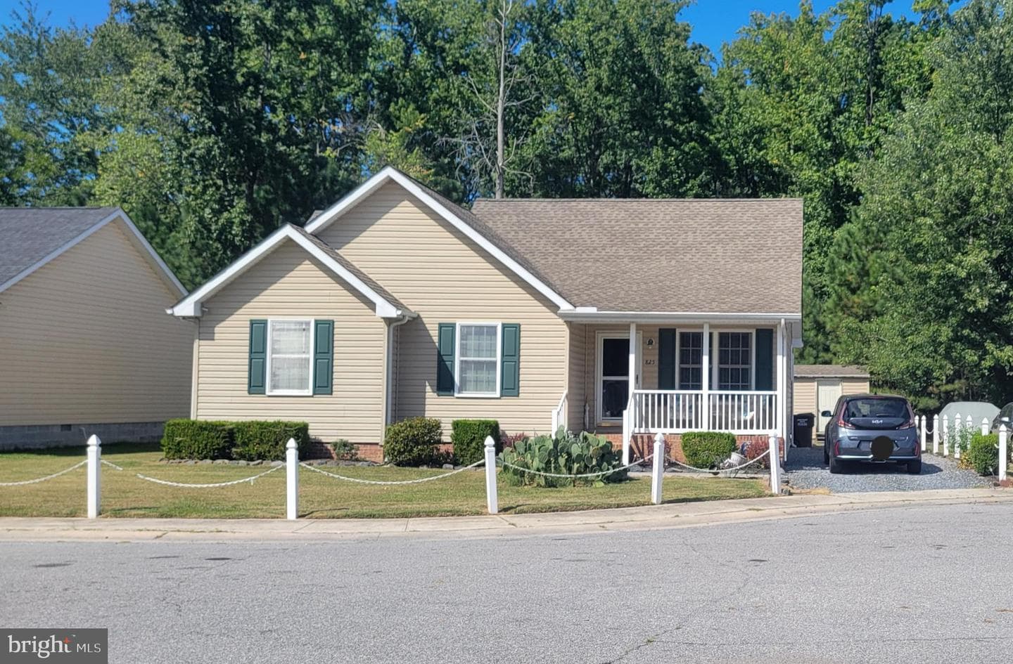 825 Ames Court, Cambridge