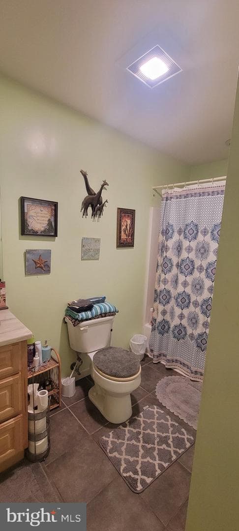 825 Ames Court photo 10