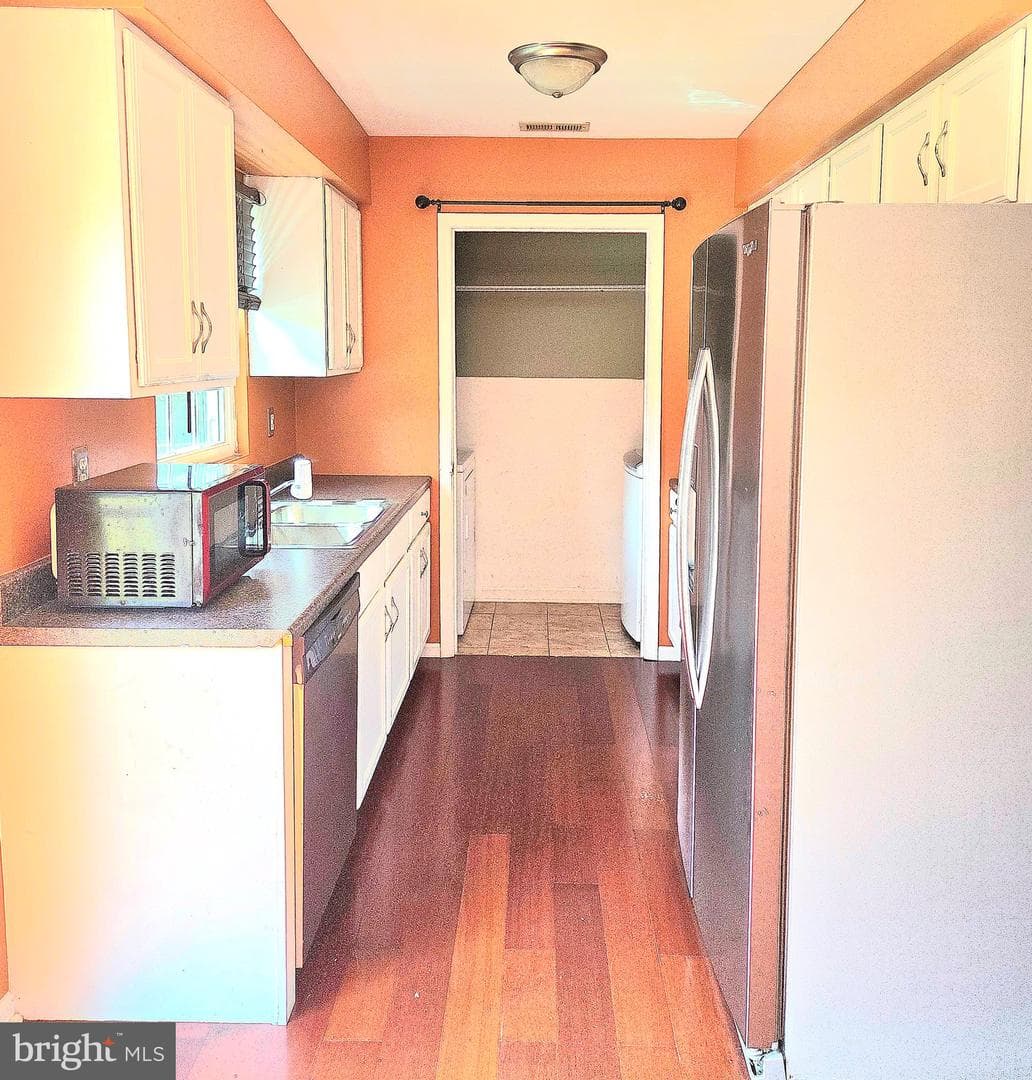 6905 Lowery Court photo 7