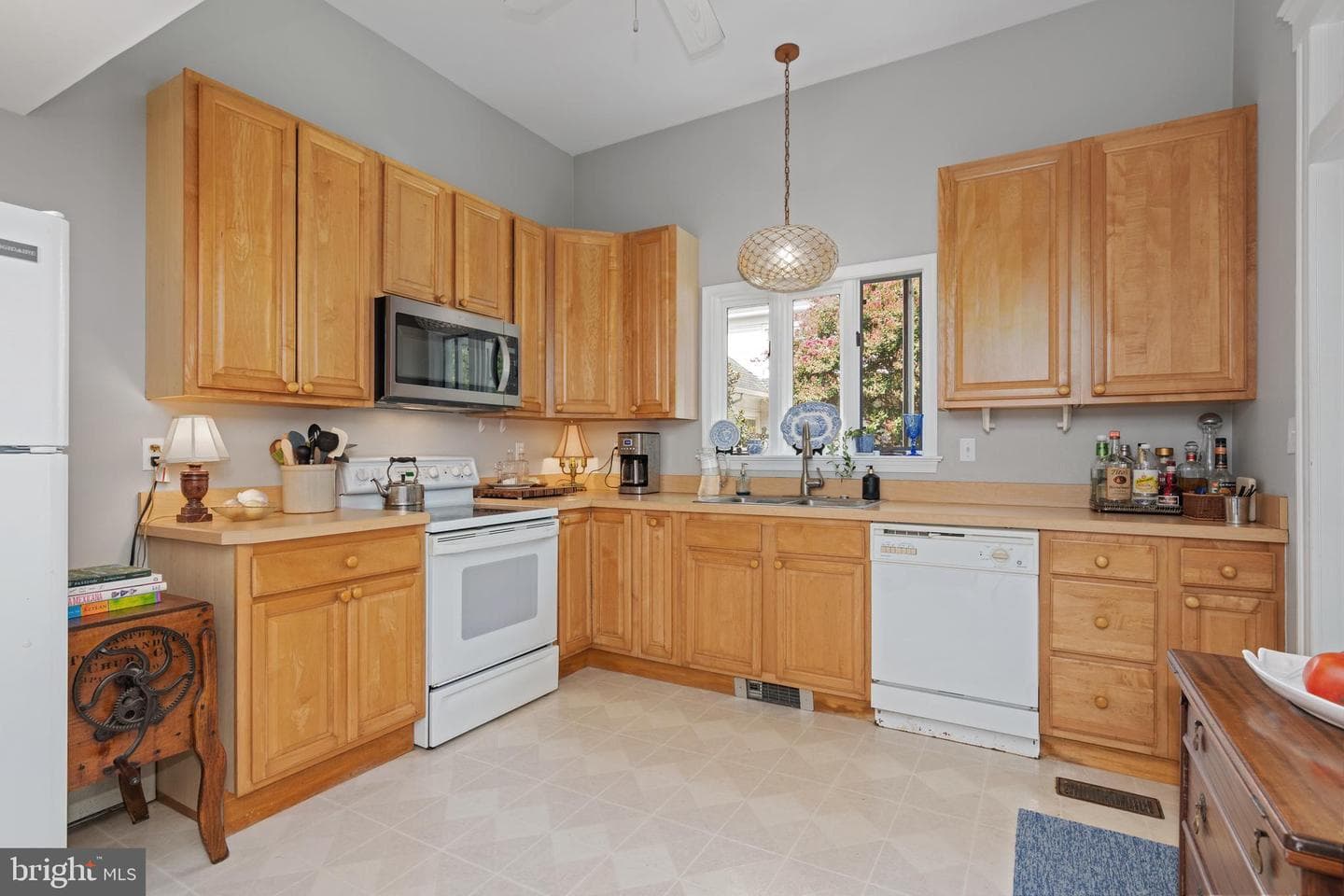 306 Oakley Street photo 24