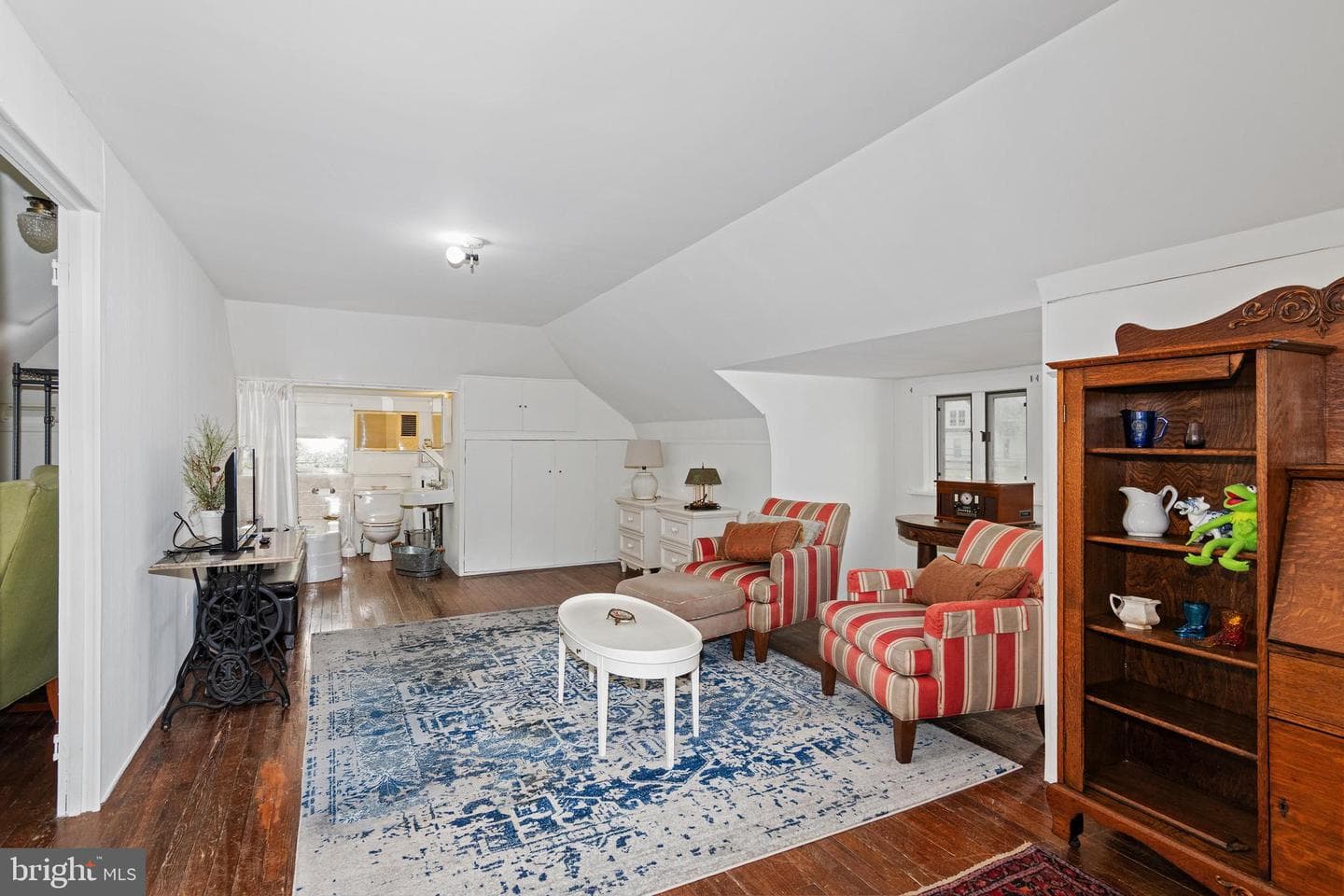 306 Oakley Street photo 28