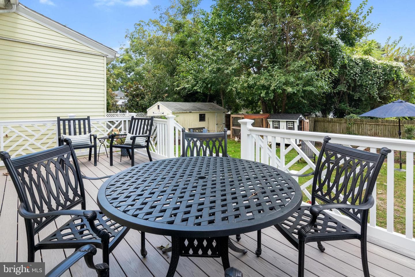 306 Oakley Street photo 8