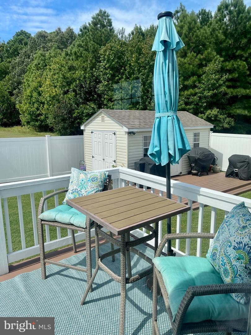 2 Arbutus Terrace photo 37