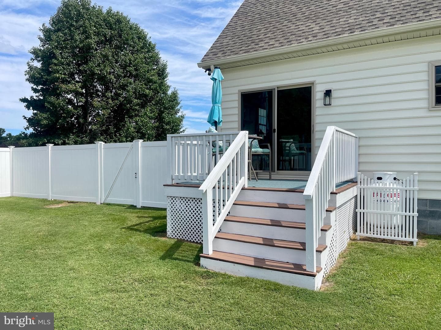 2 Arbutus Terrace photo 38