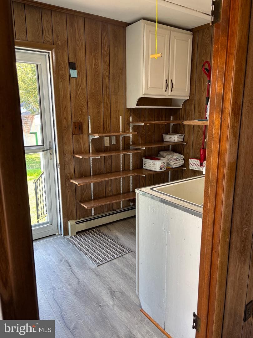 302 Nathans Avenue photo 37
