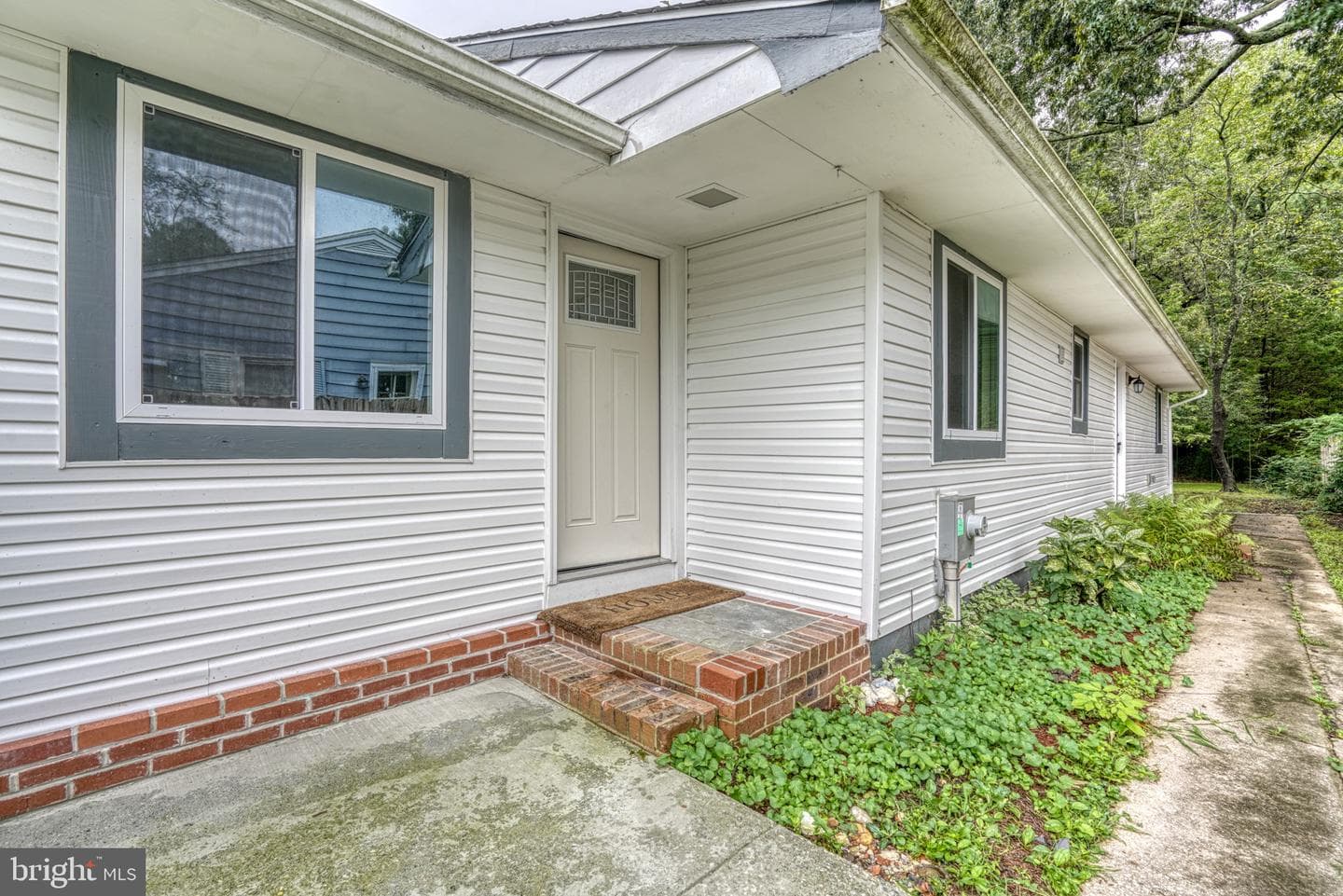 18 Oak Street photo 35