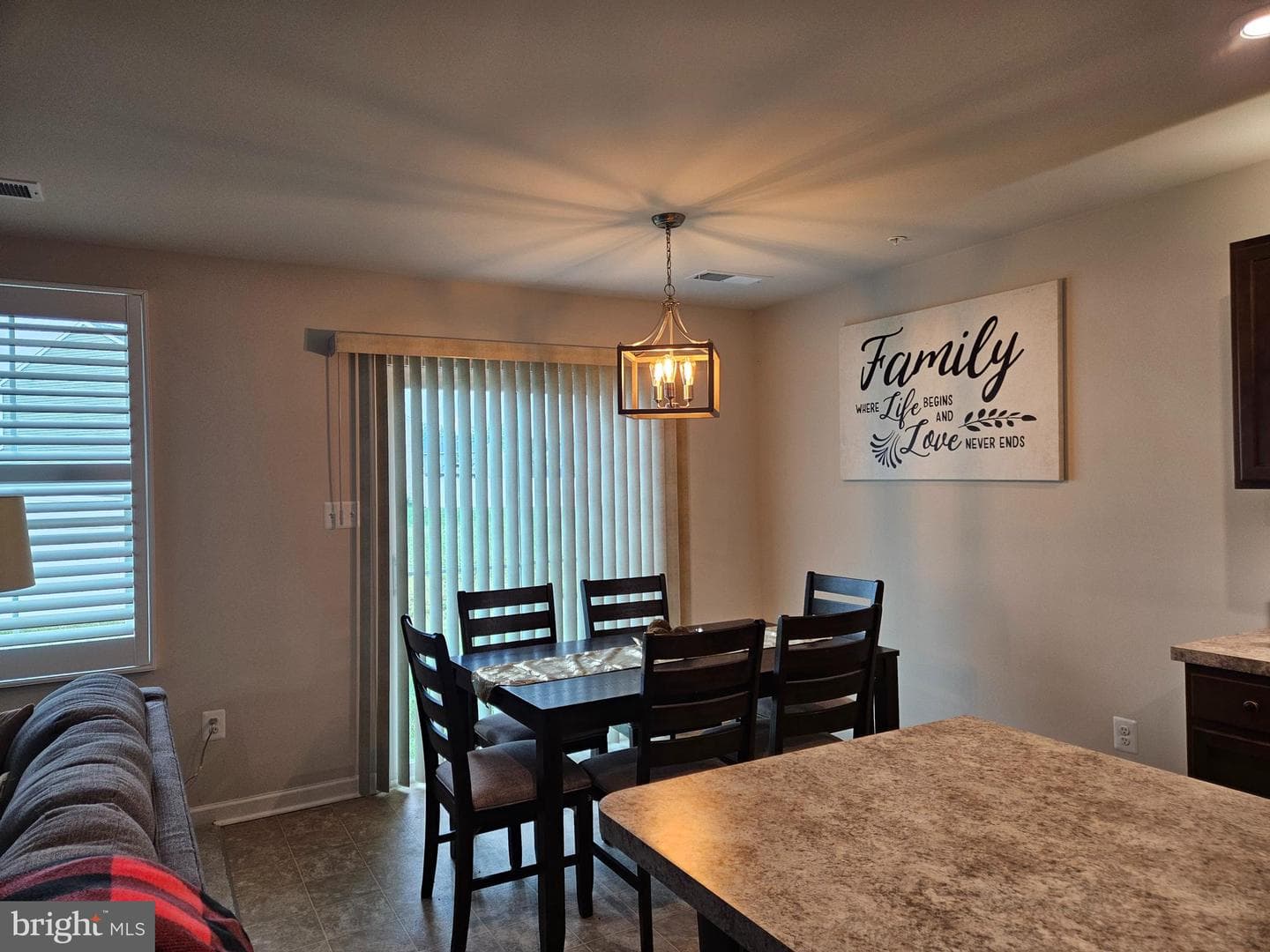 131 Mariners Way photo 9