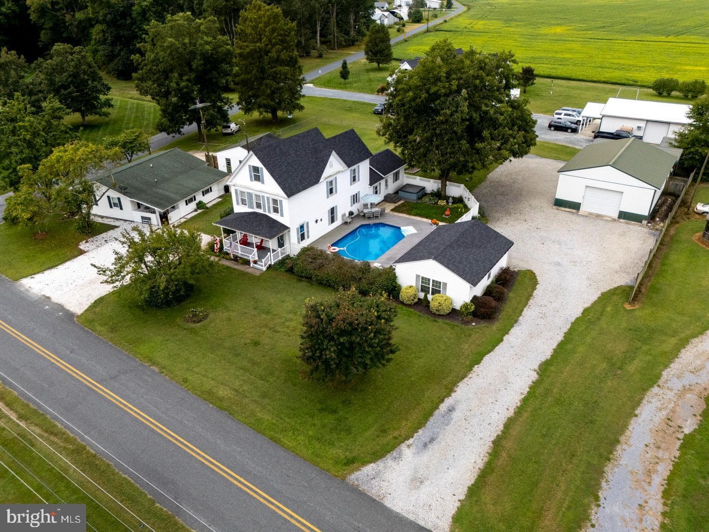 4904 Ravenwood Road, Vienna