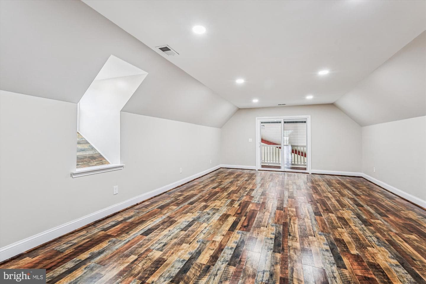 5902 Heather Lane photo 14