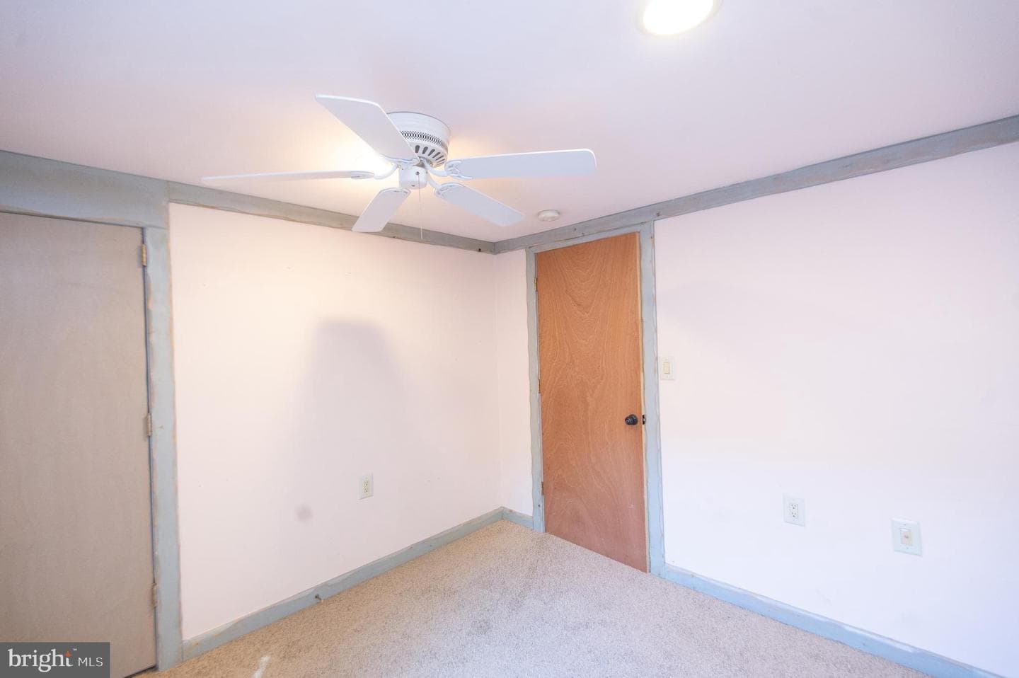 102 Hayward photo 20