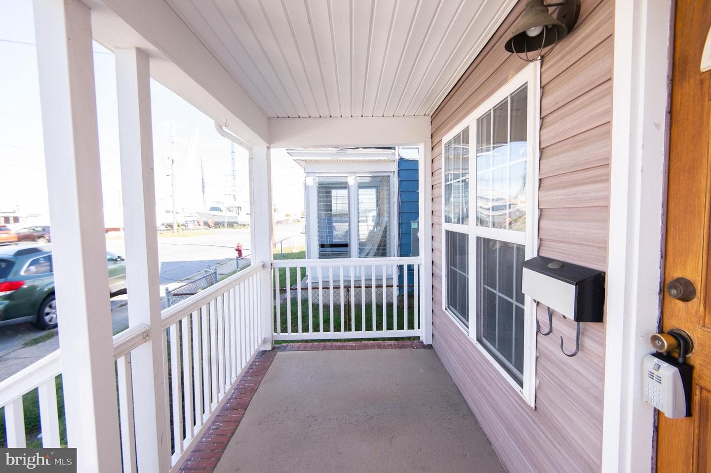 102 Hayward photo 3