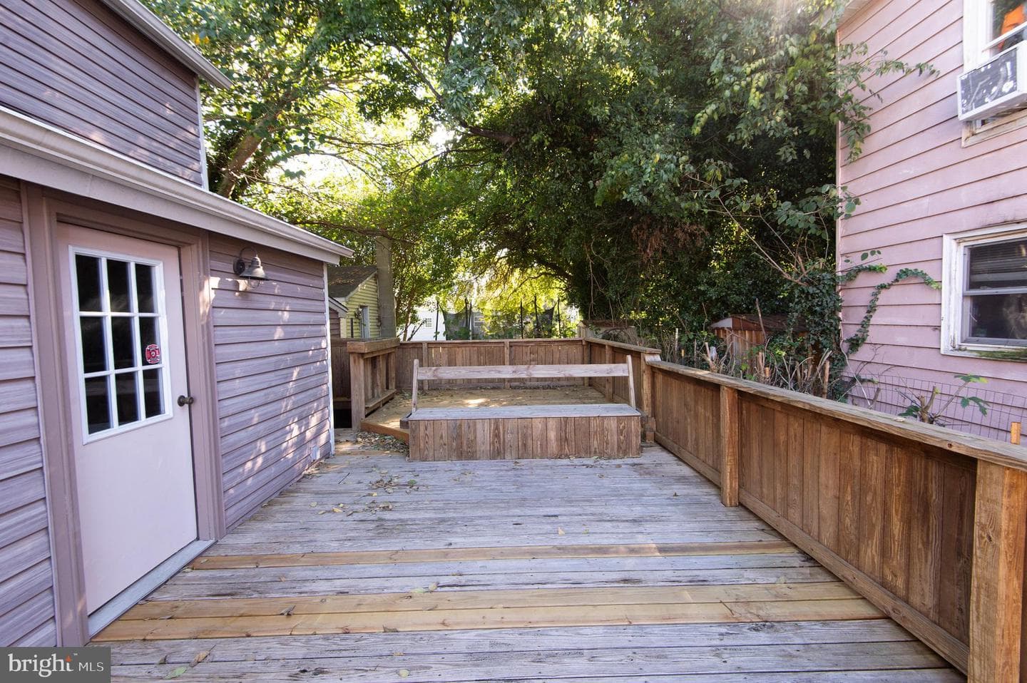102 Hayward photo 30