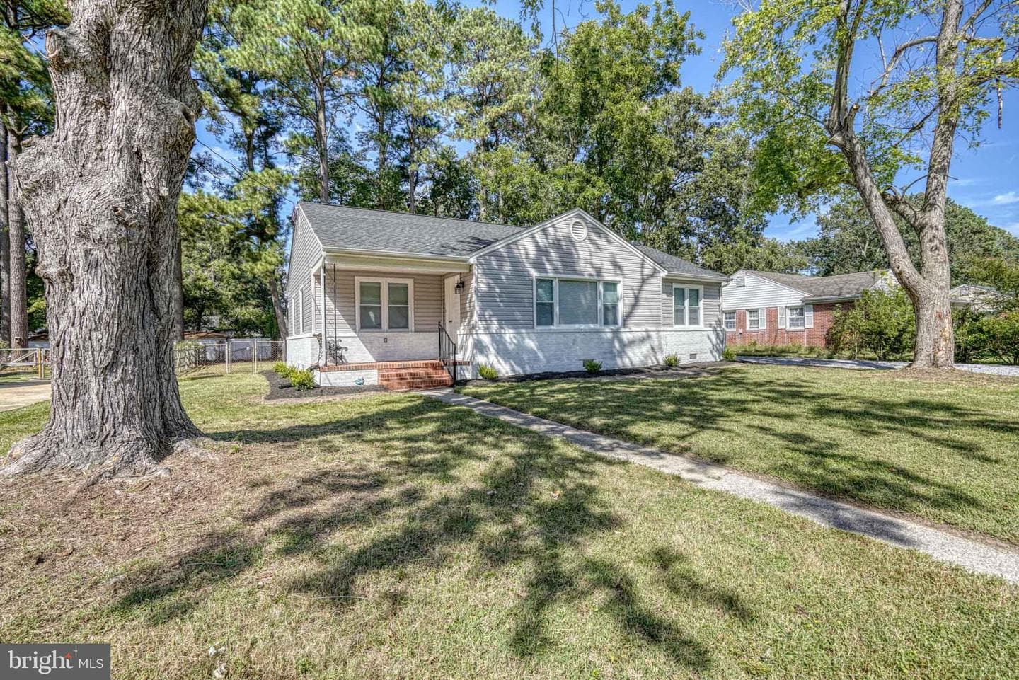 607 Edlon Park Drive photo 1