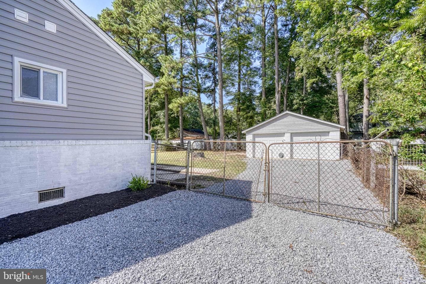 607 Edlon Park Drive photo 10