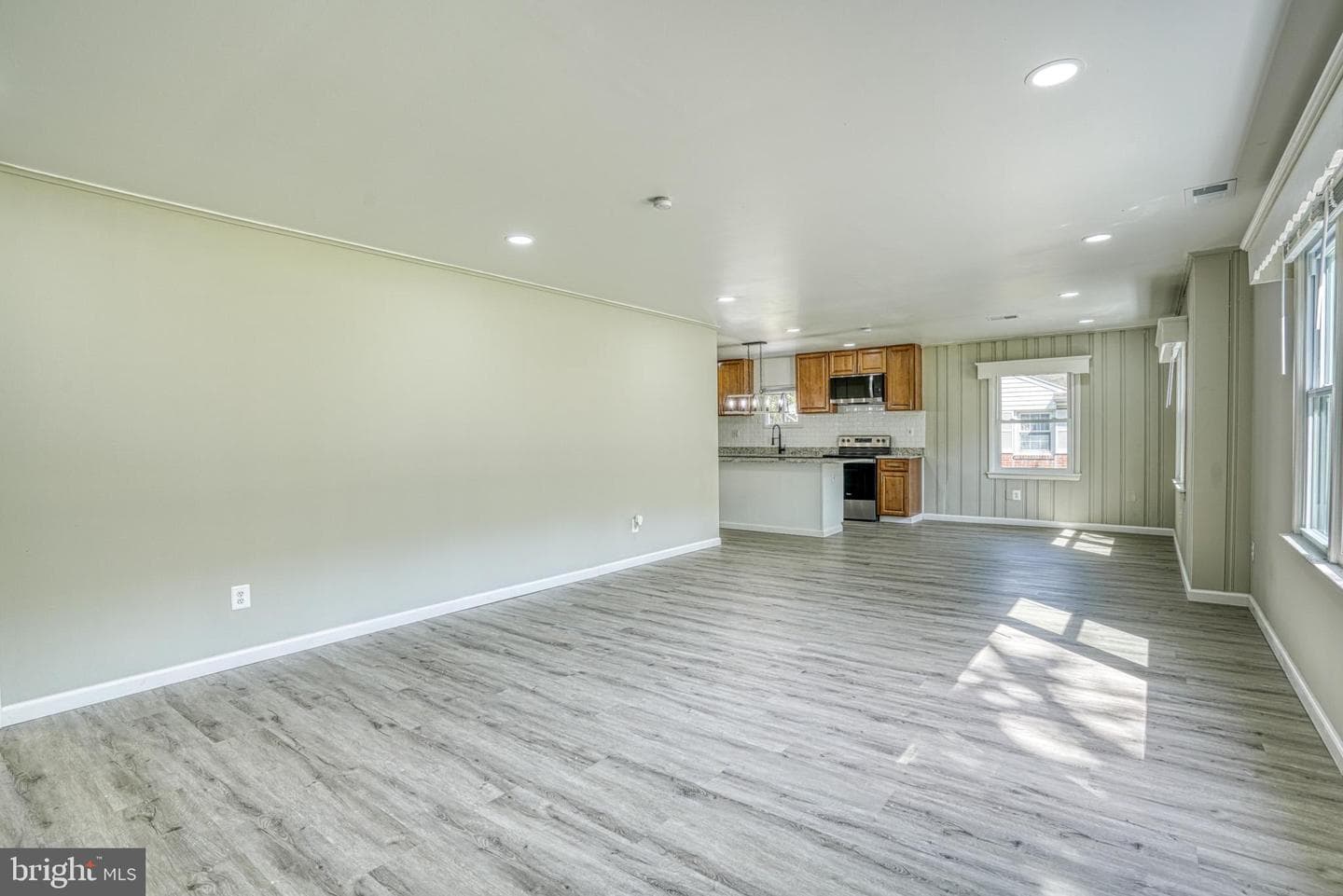 607 Edlon Park Drive photo 11