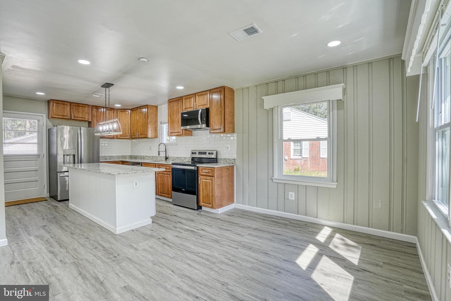 607 Edlon Park Drive photo 16